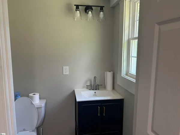 $249,900 | 106 Washington Street, Clinton, SC 29325