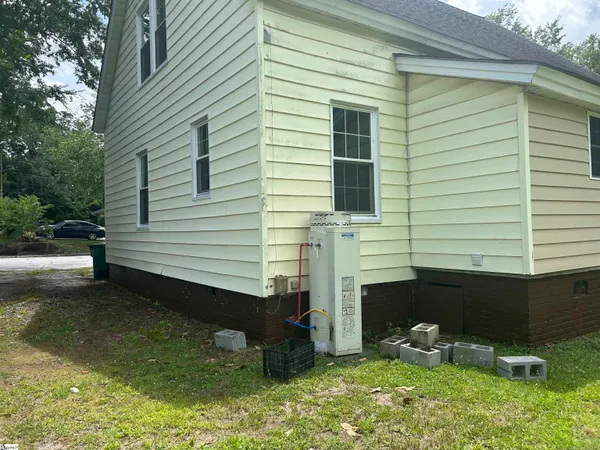 $249,900 | 106 Washington Street, Clinton, SC 29325