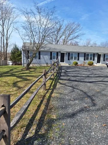 $2,350 | 8 Deluca Street, Unit A, Johnston, RI 02919