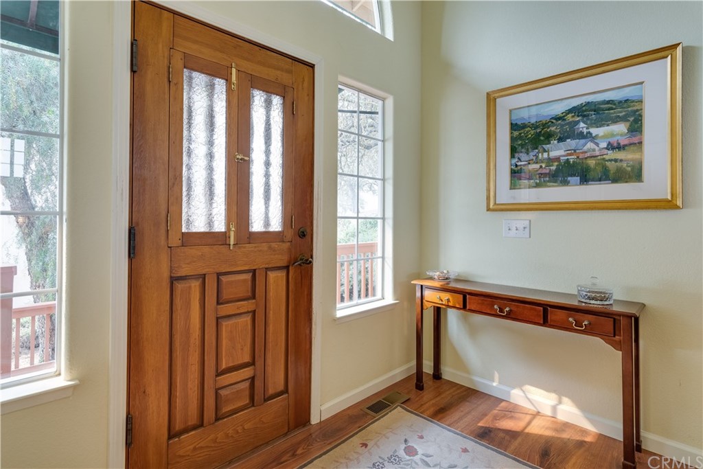 7250 Rancho Verano Place Paso Robles, CA 93446 - Photo 4 of 49 a view of front door with furniture