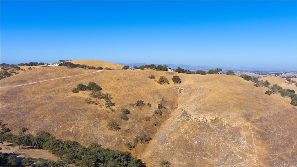 7250 Rancho Verano Place Paso Robles, CA 93446 - Photo 49 of 49 a view of mountain view with beach