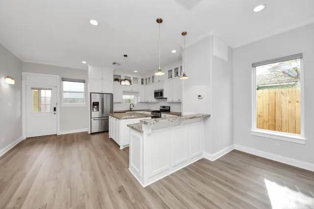 $3,600 | 1320 Dorothy Street, Houston, TX 77008