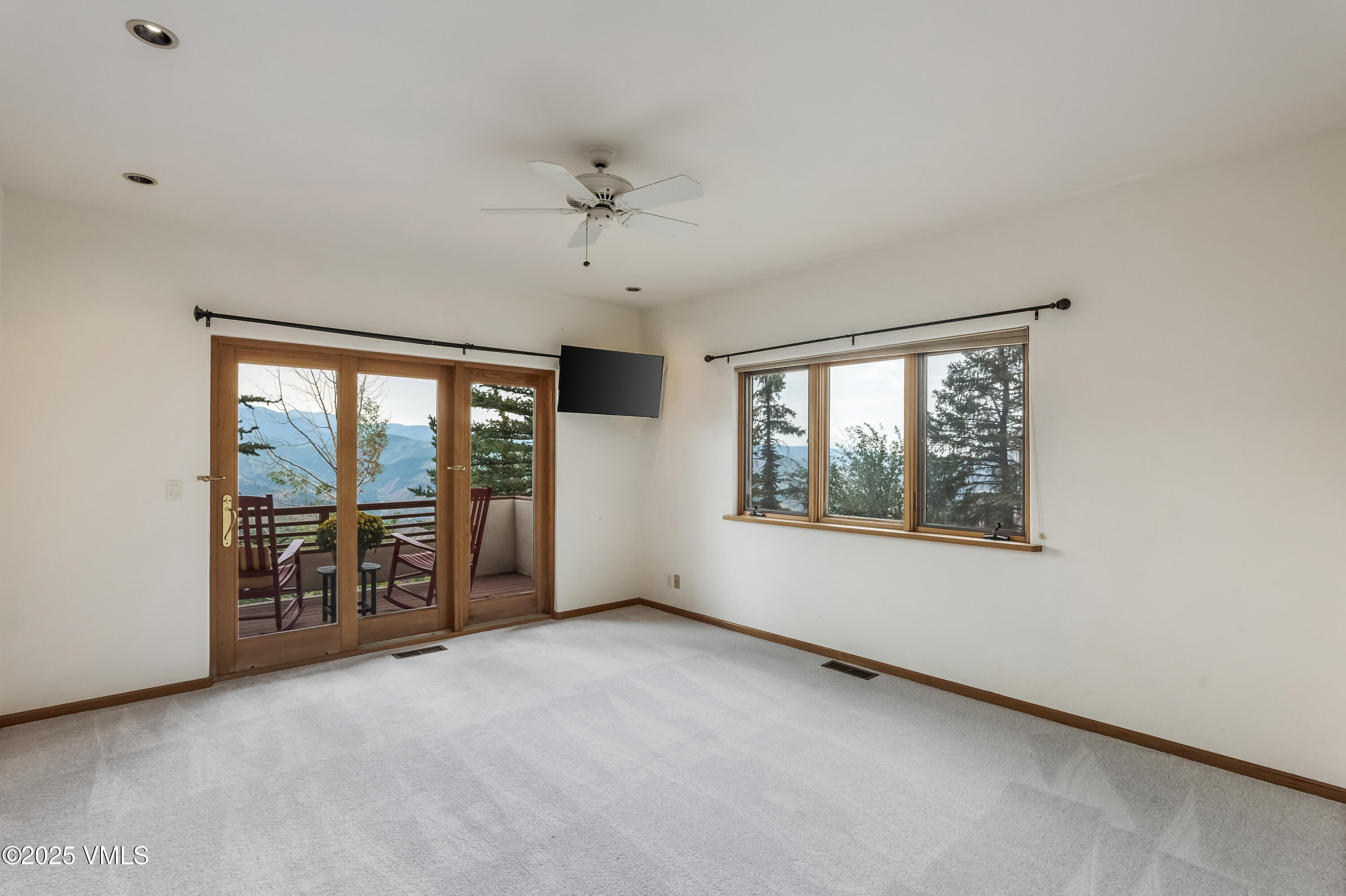 5735 East Wildridge Road Avon, CO 81620 - Photo 13 of 29 P1402833_1