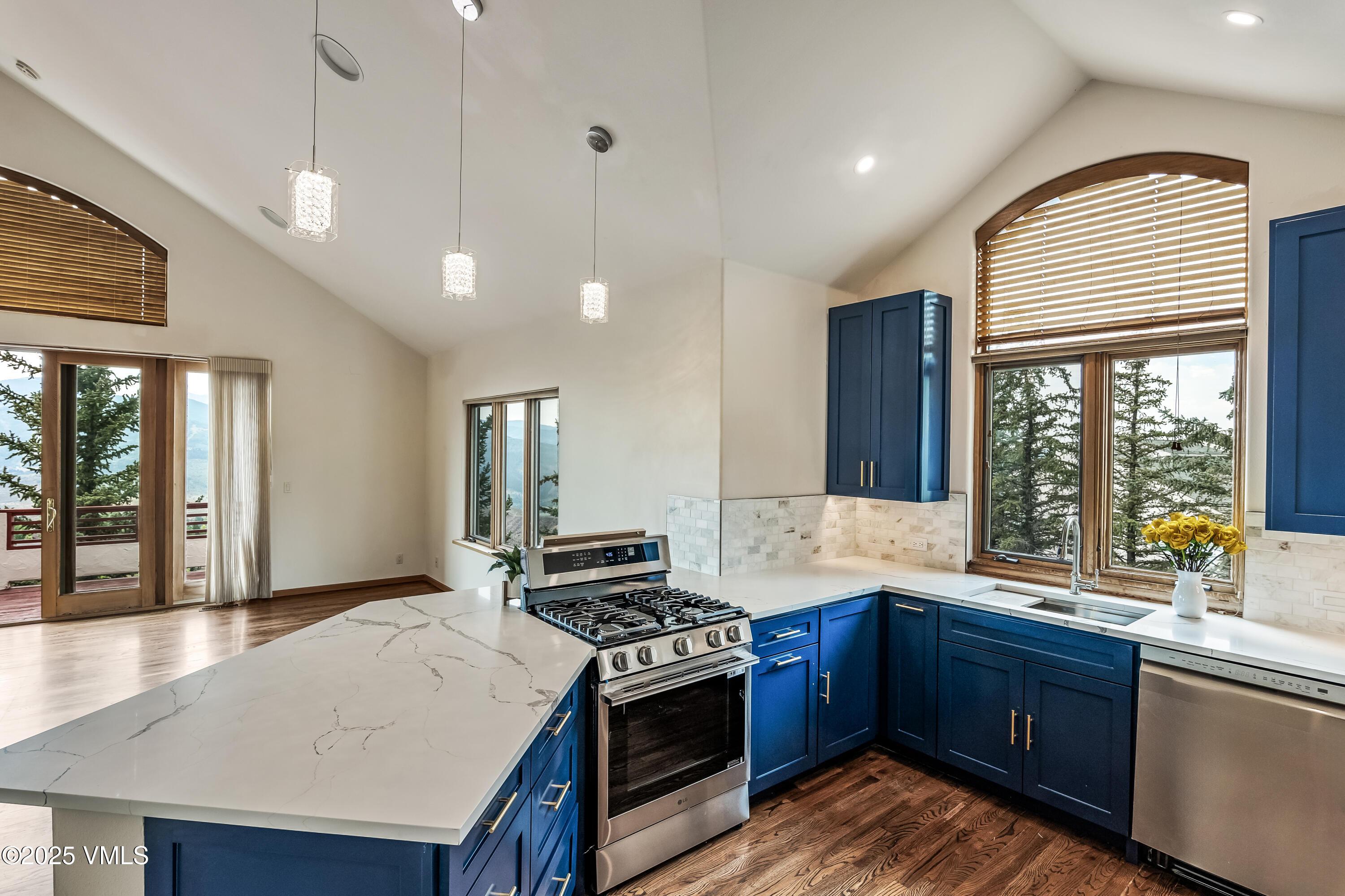 5735 East Wildridge Road Avon, CO 81620 - Photo 2 of 29 P1402792_1