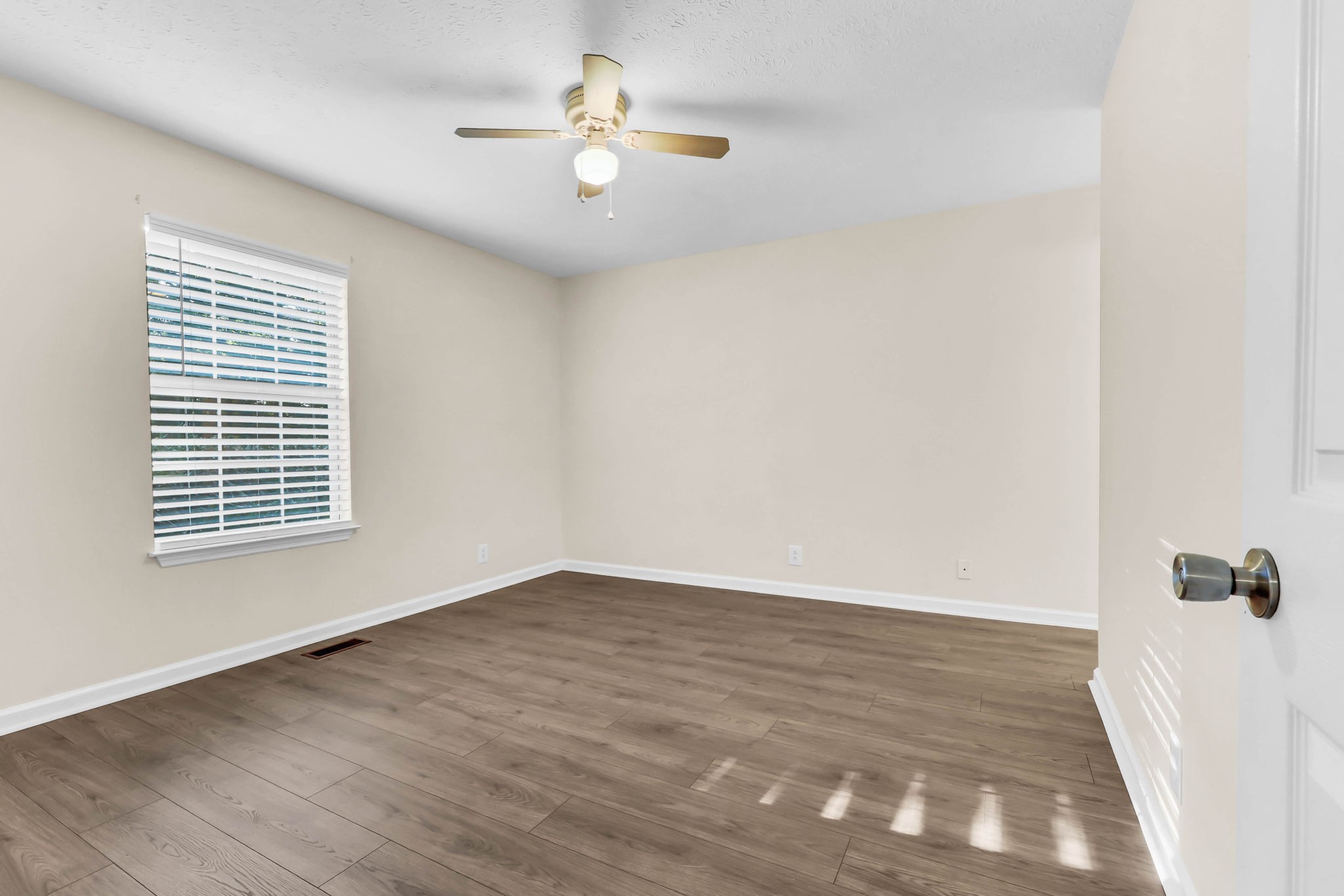 1210 Valley View Road Ashland City, TN 37015 - Photo 9 of 29 Gallery Image 9