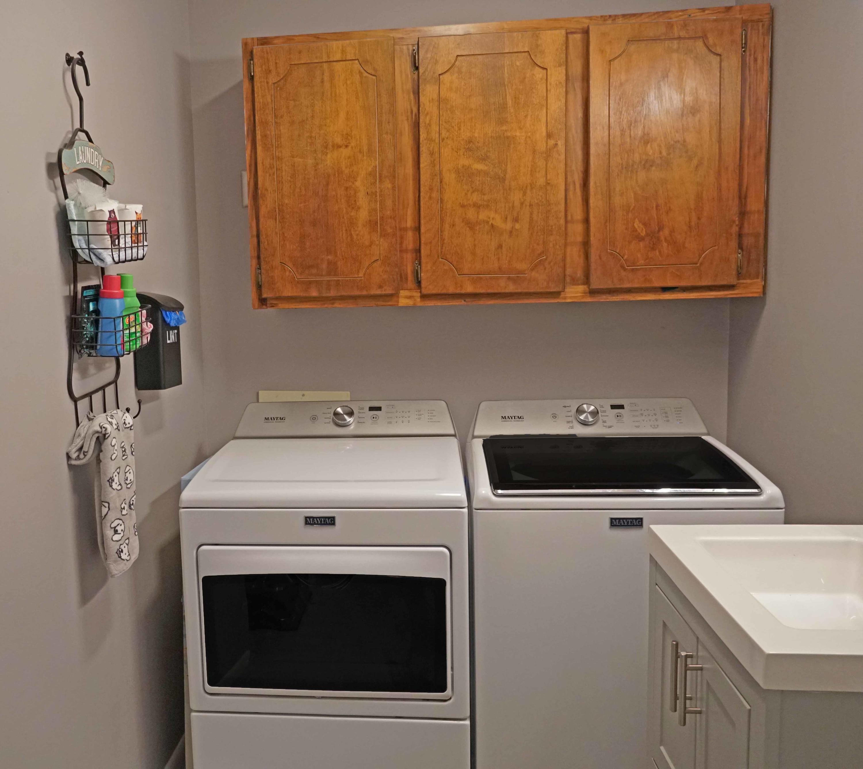 3 R Thomas Walter Circle Santee, SC 29142 - Photo 21 of 29 Laundry