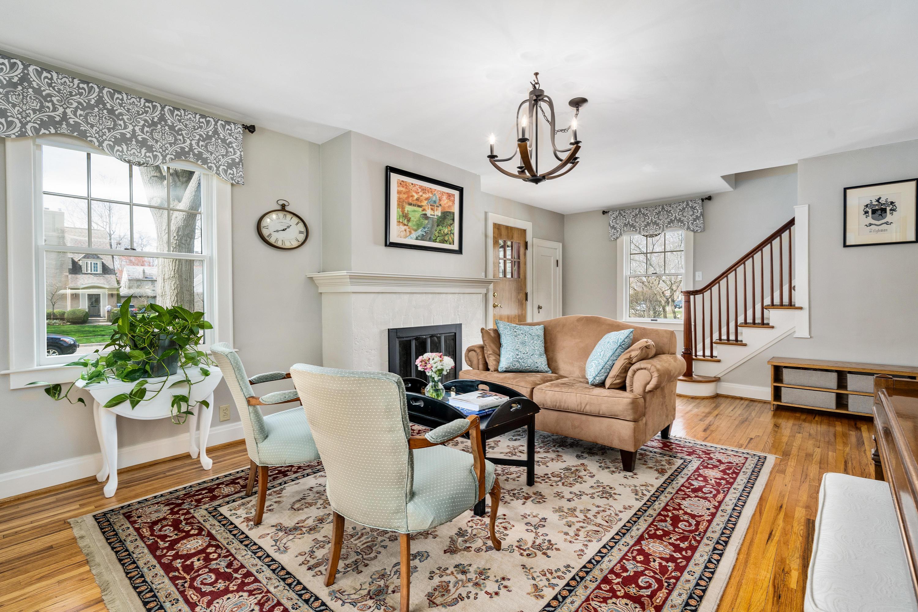 318 North Ardmore Road Columbus, OH 43209 - Photo 2 of 47