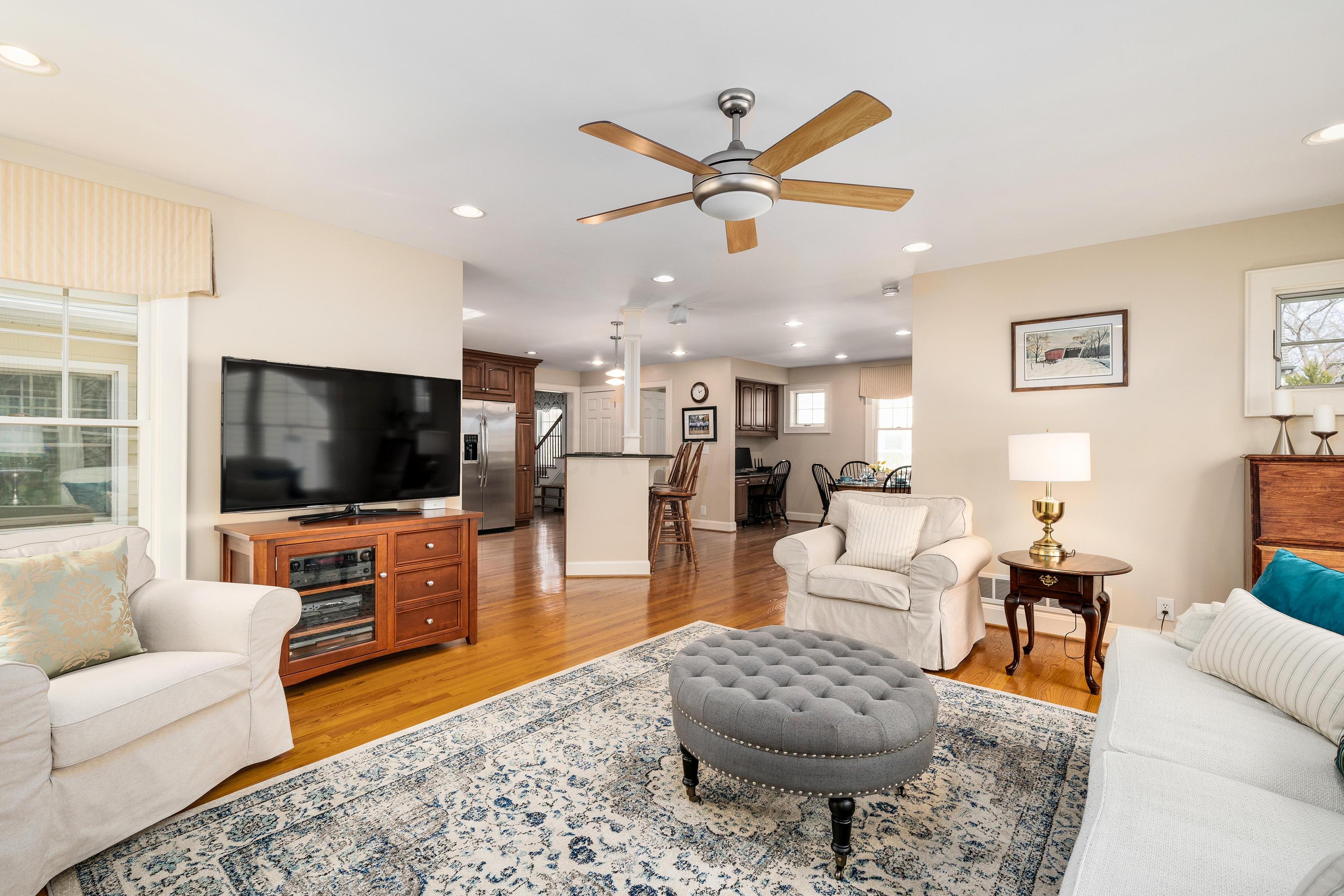 318 North Ardmore Road Columbus, OH 43209 - Photo 21 of 47