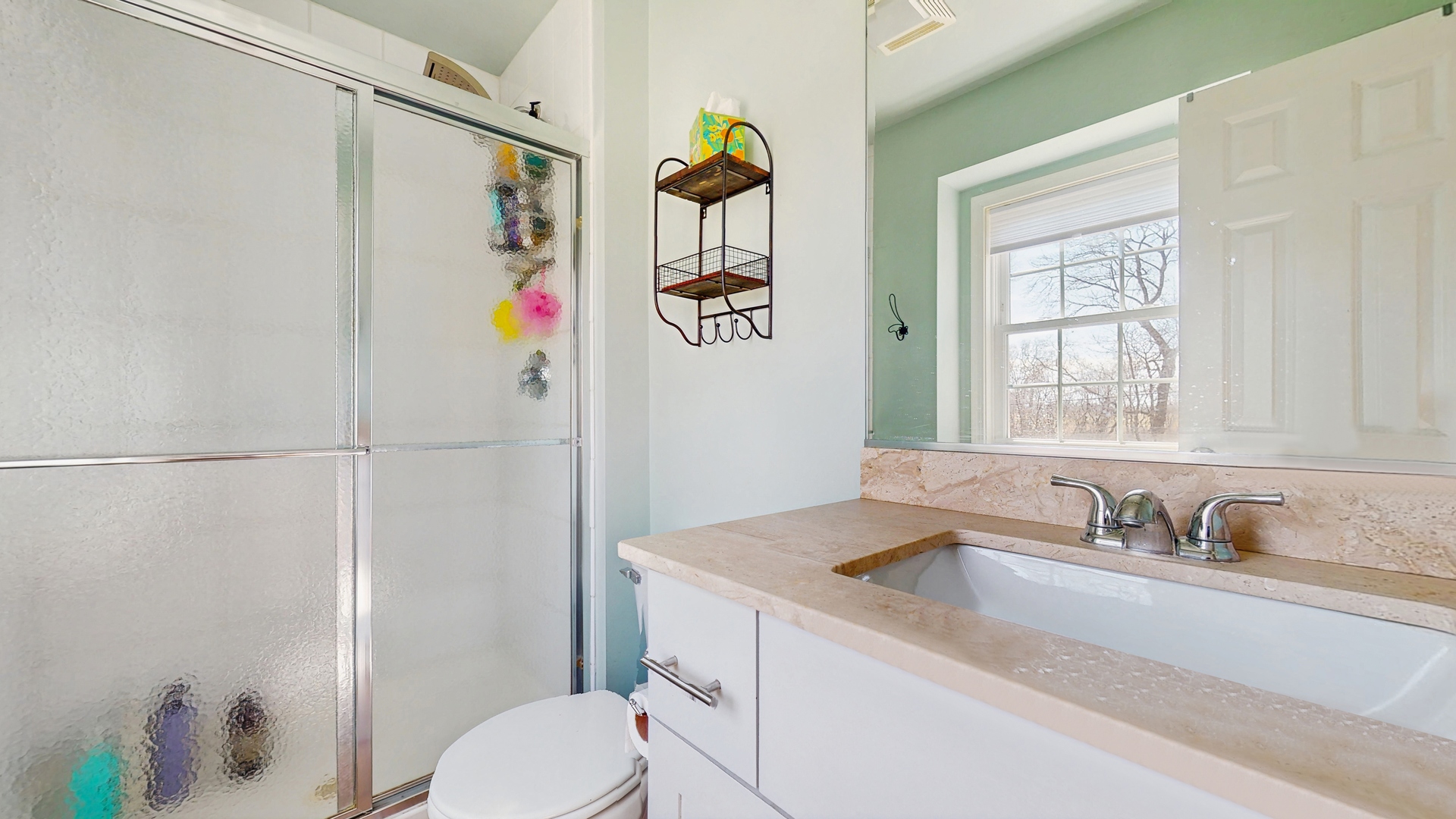 817 Plamondon Road Wheaton, IL 60189 - Photo 13 of 30