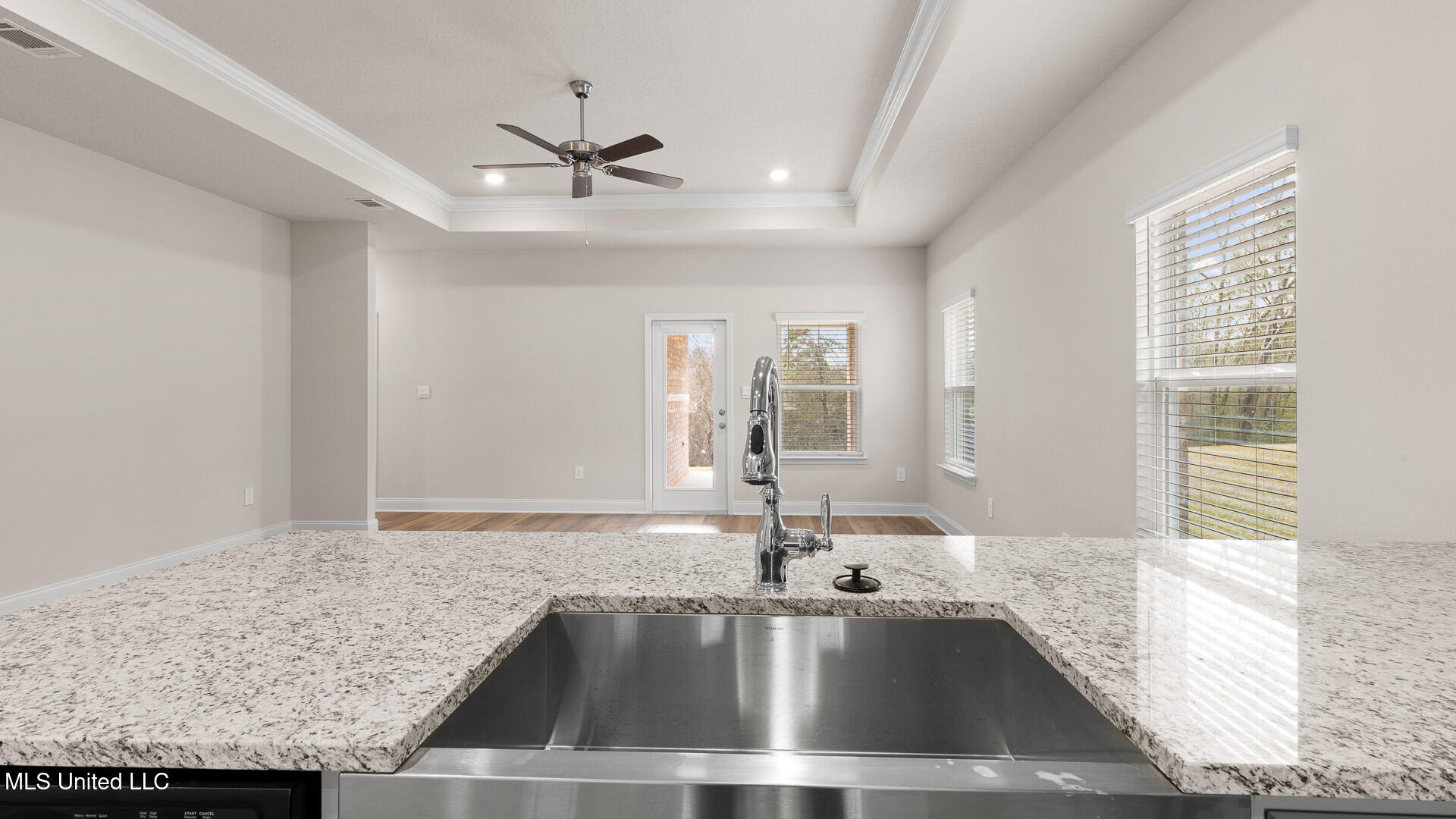 15888 Blue Rdg Drive Gulfport, MS 39503 - Photo 7 of 27 006