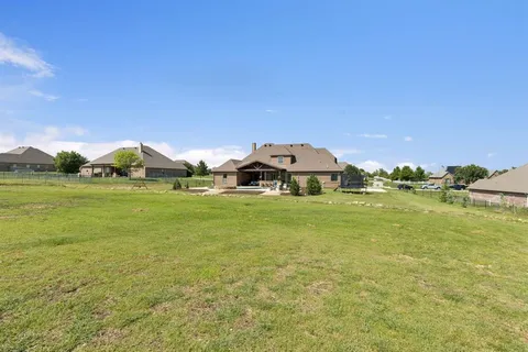 $789,900 | 6824 Katie Corral Drive, Fort Worth, TX 76126