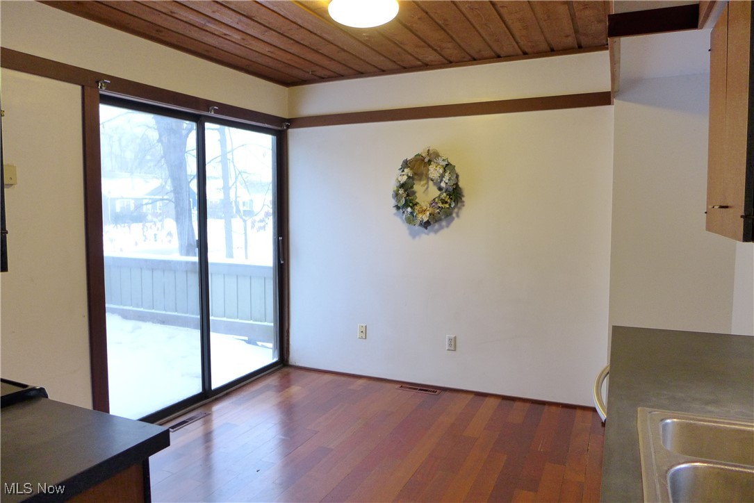 28007 Sites Road Bay Village, OH 44140 - Photo 14 of 50