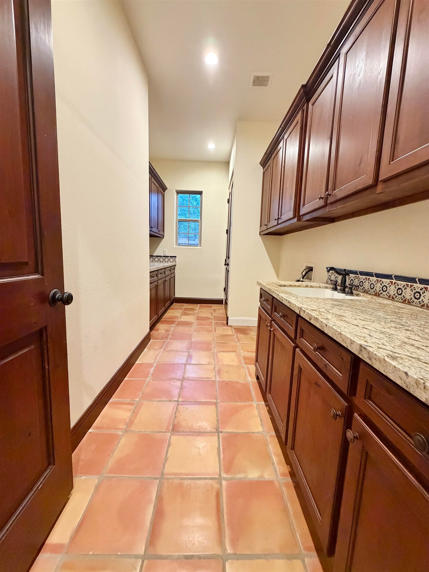 12410 Keith Road Beaumont, TX 77713 - Photo 22 of 46 Gallery Image 22