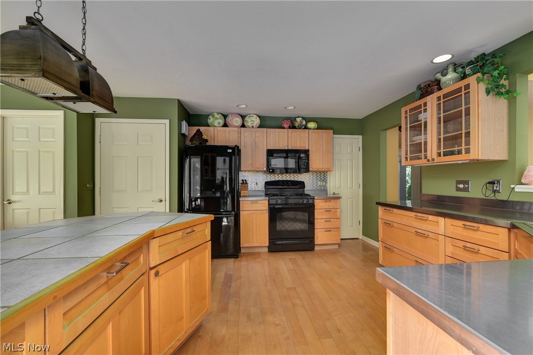 39361 Detroit Road Avon, OH 44011 - Photo 16 of 35