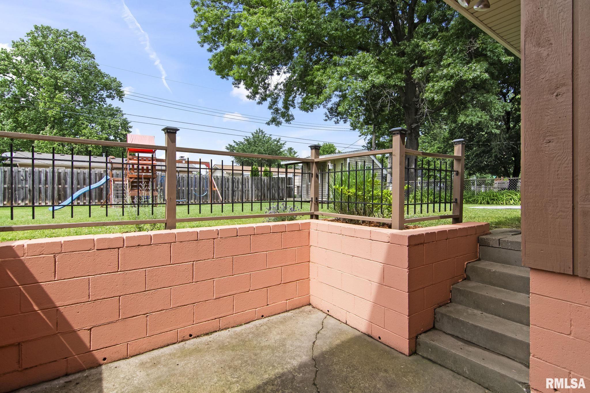 108 Collier Drive Springfield, IL 62704 - Photo 42 of 47