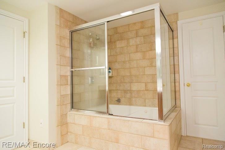 2810 Hillendale Drive Rochester Hills, MI 48309 - Photo 26 of 38