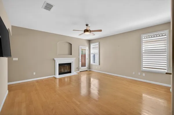 $549,999 | 9393 Canmoor Circle, Elk Grove, CA 95758