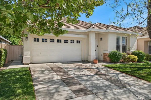$549,999 | 9393 Canmoor Circle, Elk Grove, CA 95758