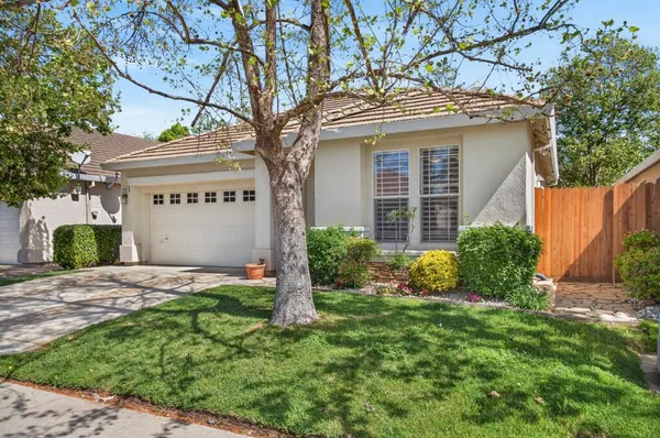 $549,999 | 9393 Canmoor Circle, Elk Grove, CA 95758
