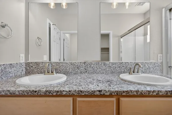 $549,999 | 9393 Canmoor Circle, Elk Grove, CA 95758