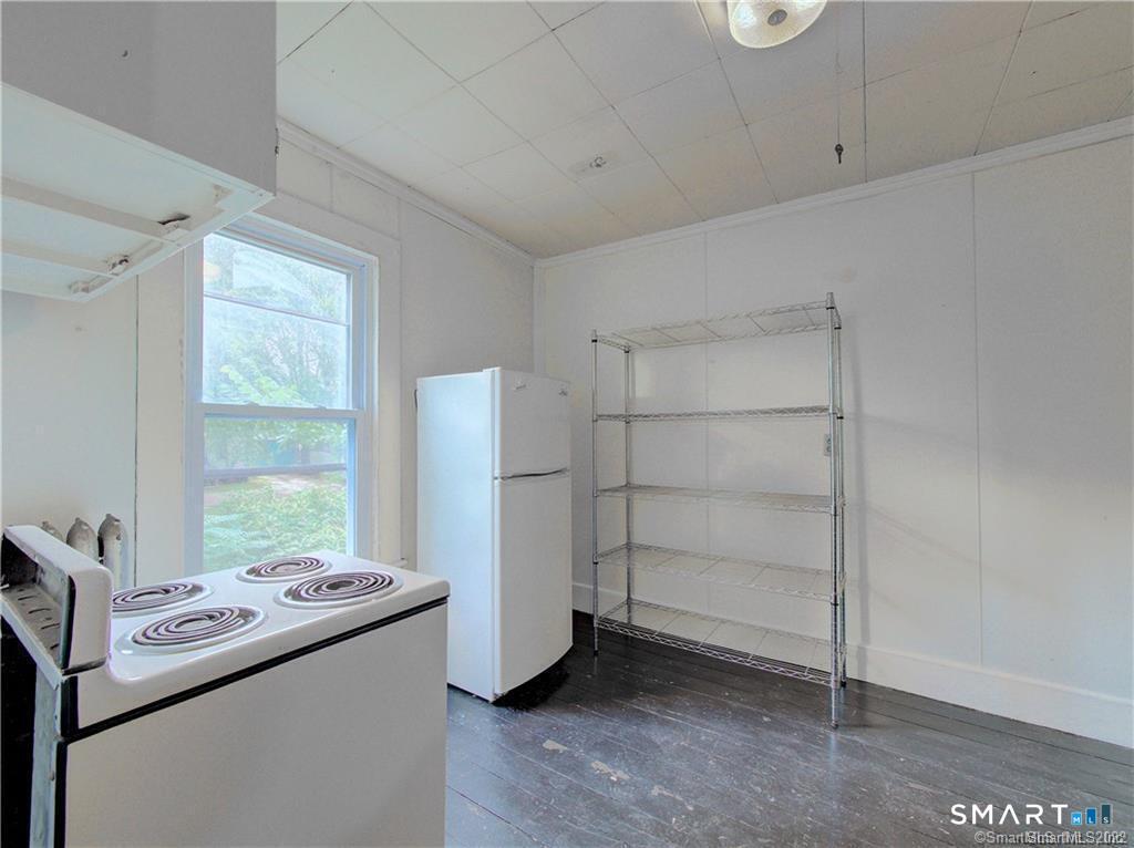 251 Williams Street, Unit 2 New London, CT 06320 - Photo 5 of 19