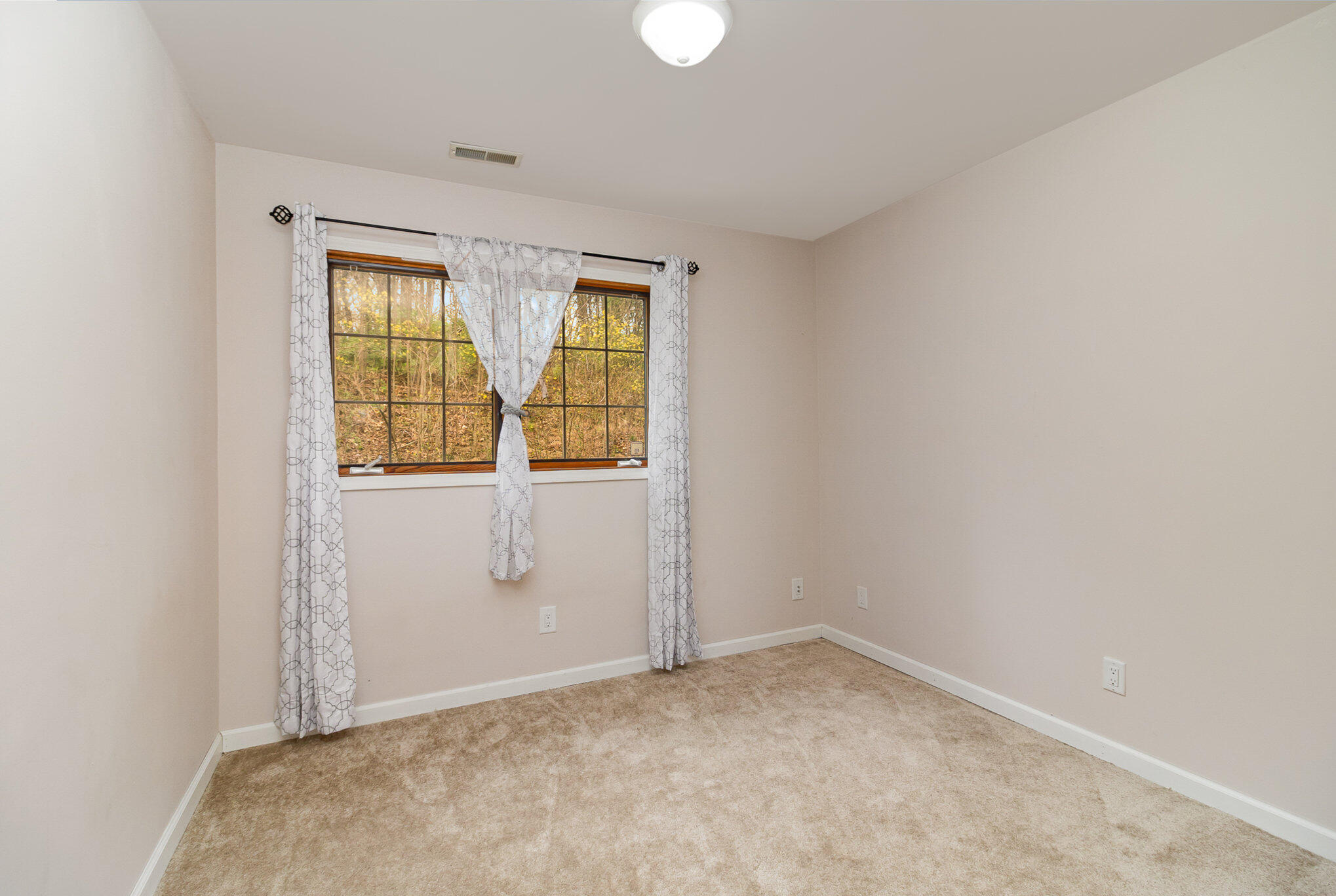 9600 North Charter Road Demotte, IN 46310 - Photo 16 of 23 2038x1368