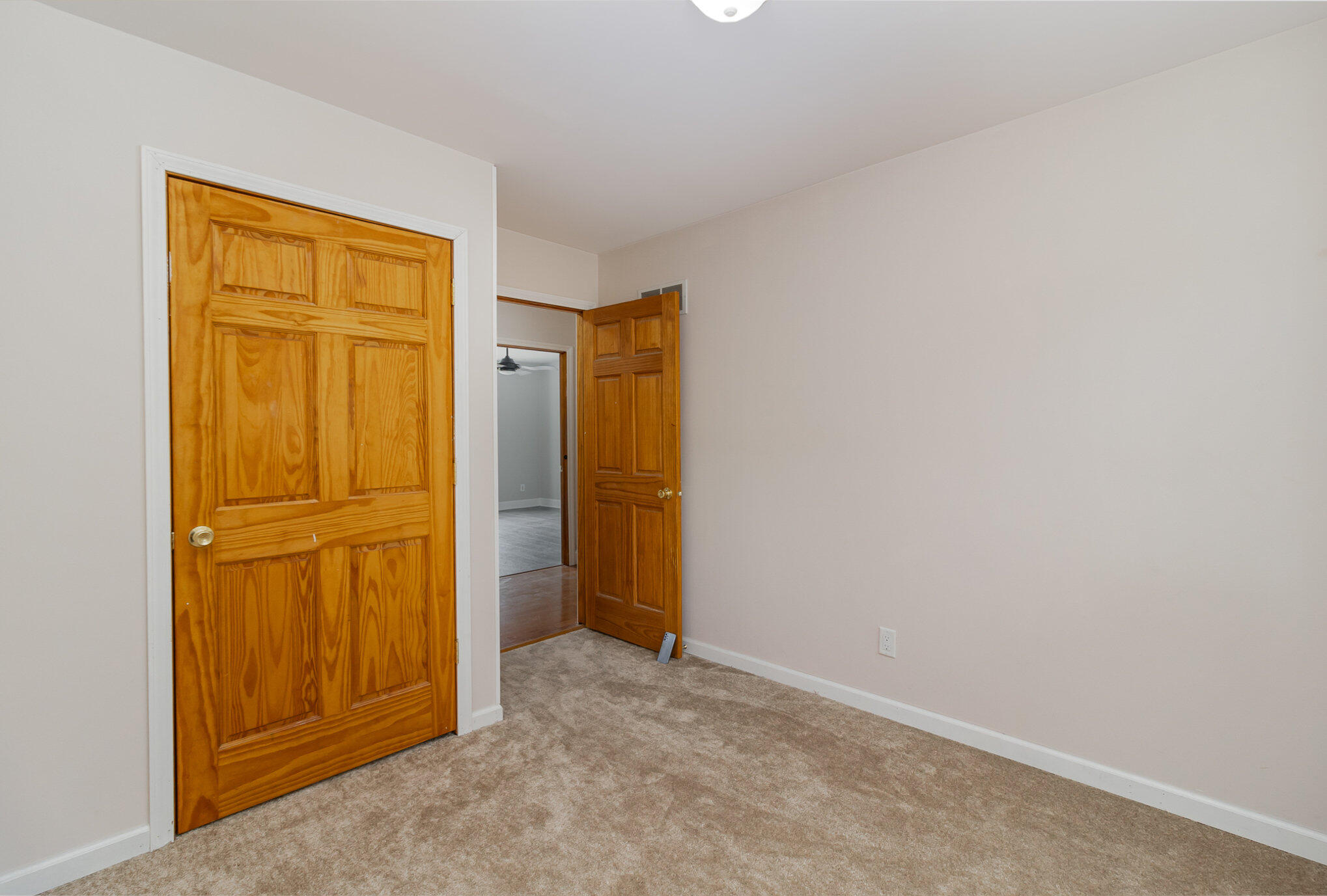 9600 North Charter Road Demotte, IN 46310 - Photo 17 of 23 2038x1377