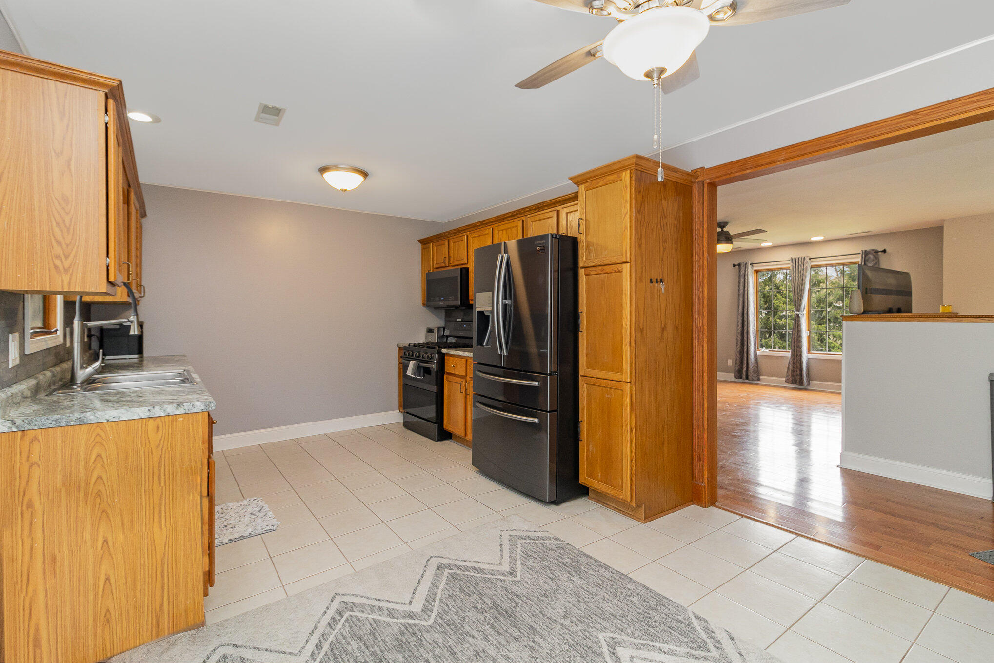 9600 North Charter Road Demotte, IN 46310 - Photo 8 of 23 2038x1359