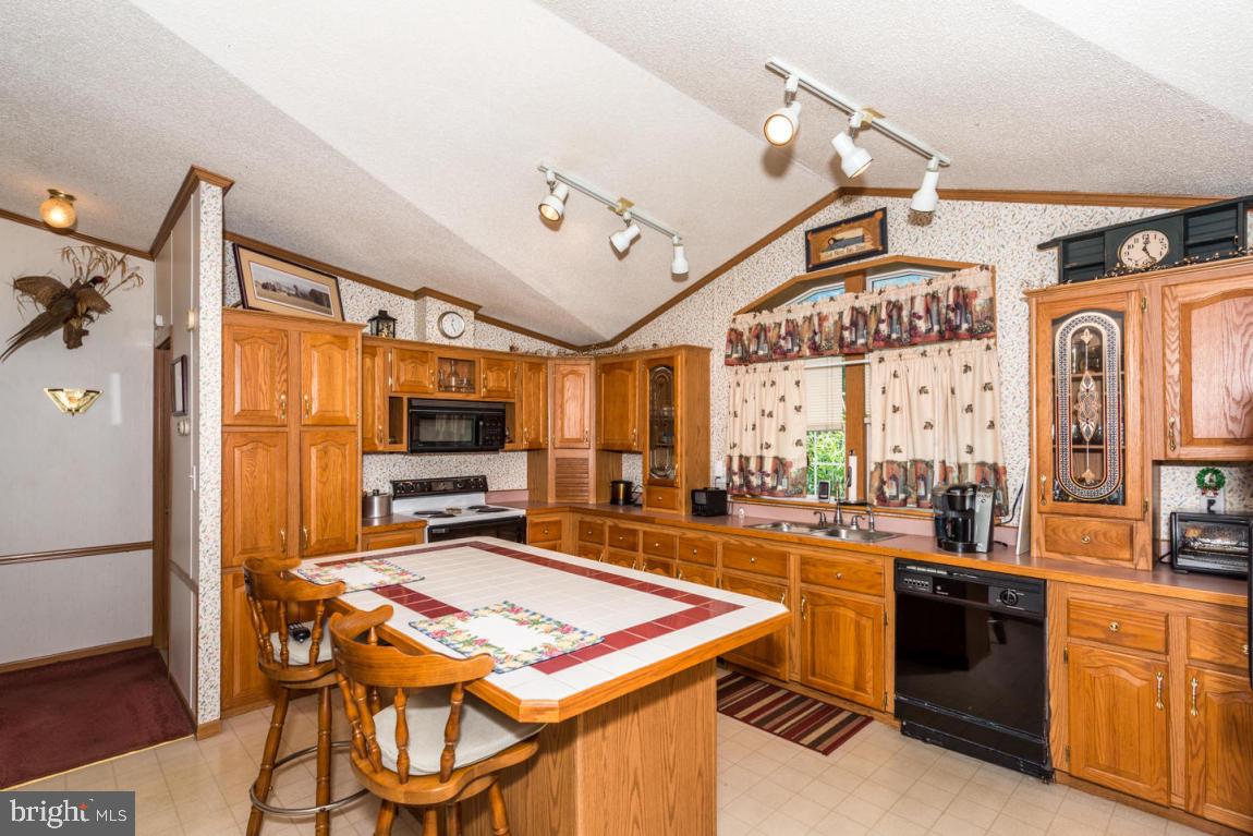 85 Binder Road Stevens, PA 17578 - Photo 7 of 28