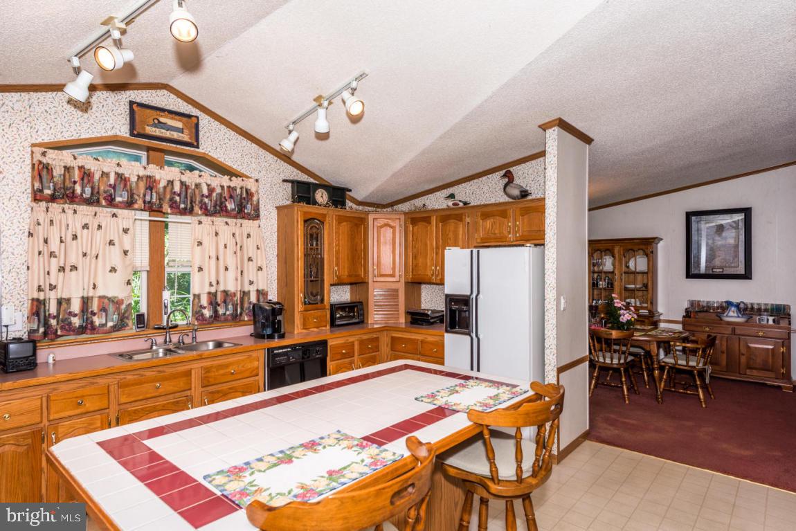 85 Binder Road Stevens, PA 17578 - Photo 8 of 28