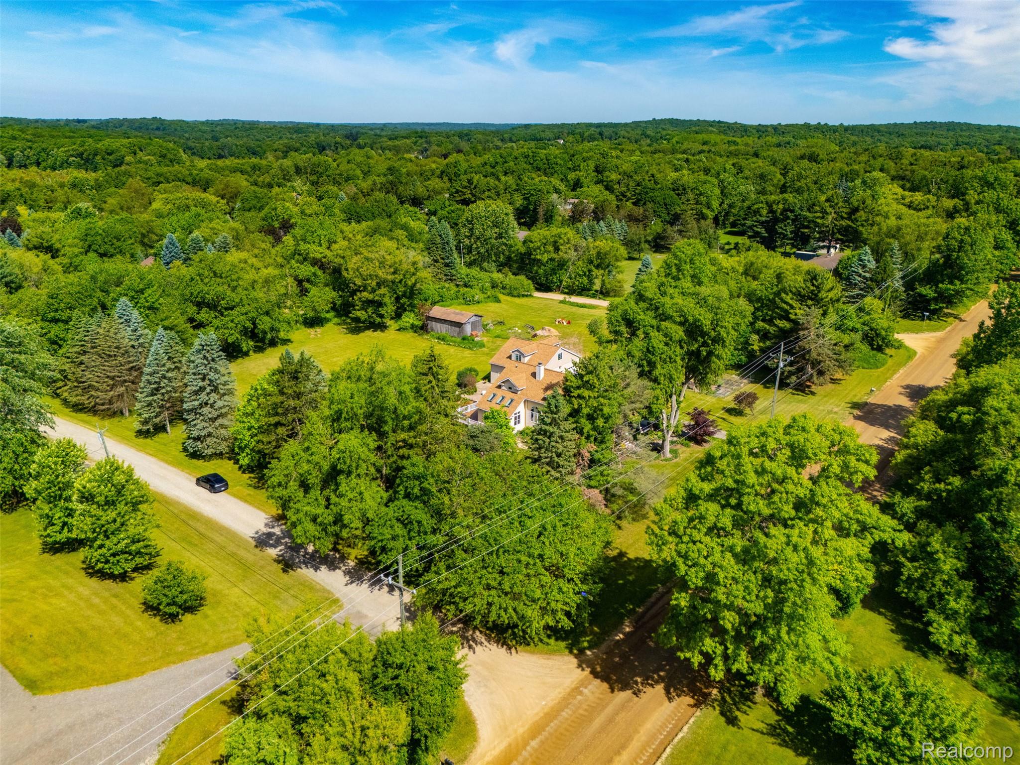 1293 Burns Road Milford, MI 48381 - Photo 64 of 82 drone-5.jpg
