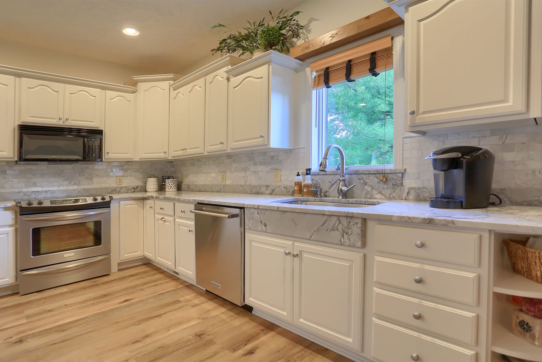 3561 East Pierceton Road Warsaw, IN 46580 - Photo 13 of 36 Gallery Image 13
