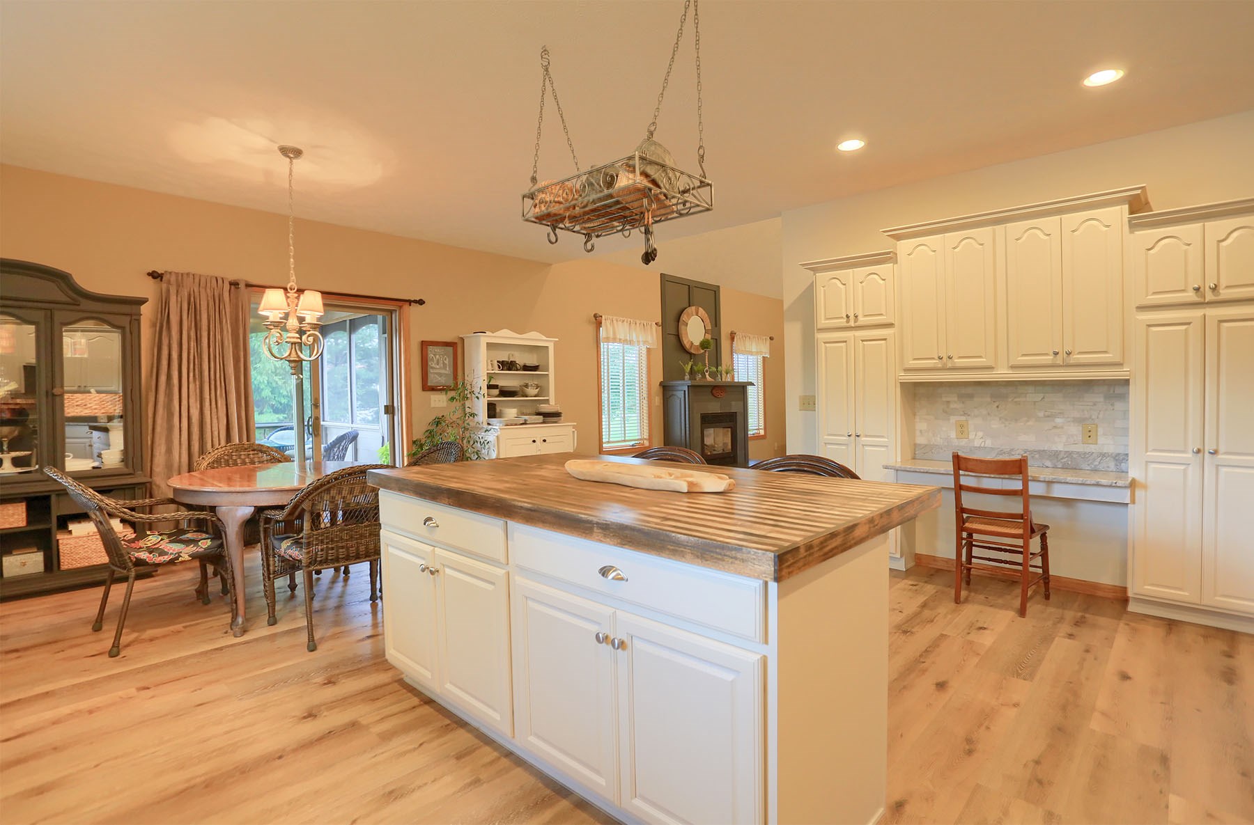 3561 East Pierceton Road Warsaw, IN 46580 - Photo 14 of 36 Gallery Image 14