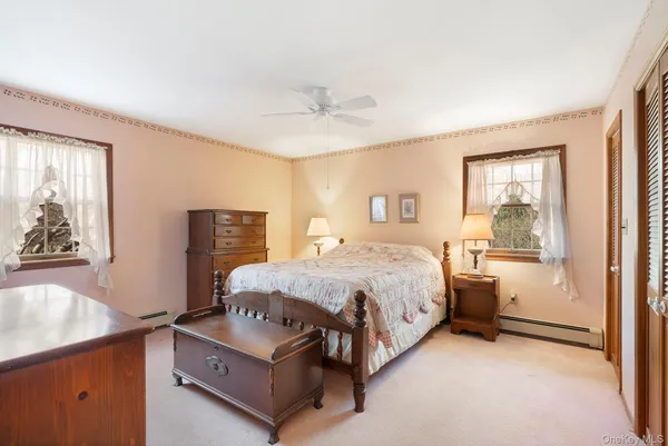 $1,575,000 | 6 Woodvale Street, Sag Harbor, NY 11963