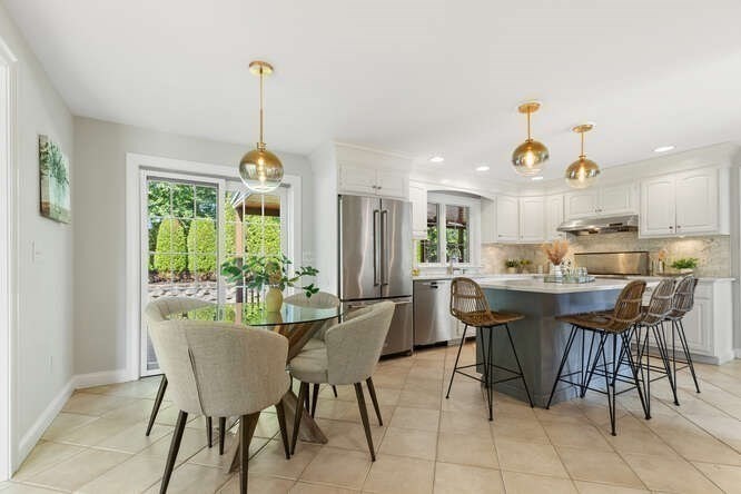 27 Murdoch Road Stoneham, MA 02180 - Photo 11 of 36 Gallery Image 11