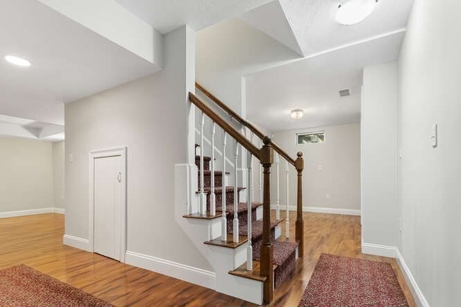 27 Murdoch Road Stoneham, MA 02180 - Photo 15 of 36 Gallery Image 15
