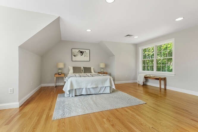 27 Murdoch Road Stoneham, MA 02180 - Photo 19 of 36 Gallery Image 19