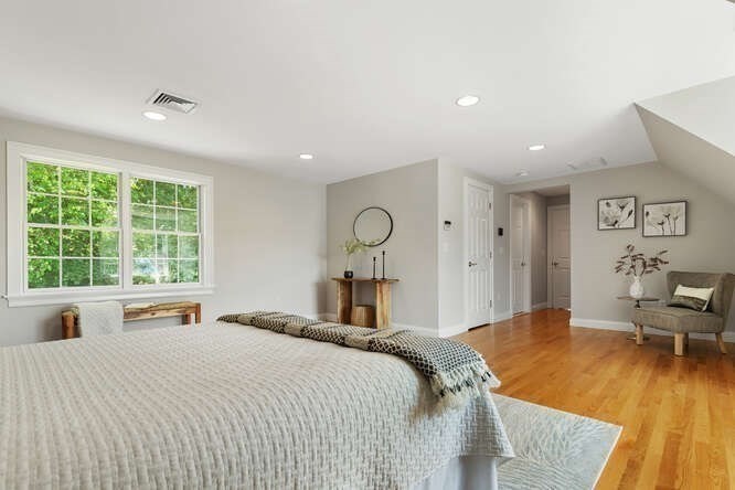 27 Murdoch Road Stoneham, MA 02180 - Photo 20 of 36 Gallery Image 20