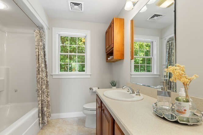 27 Murdoch Road Stoneham, MA 02180 - Photo 24 of 36 Gallery Image 24
