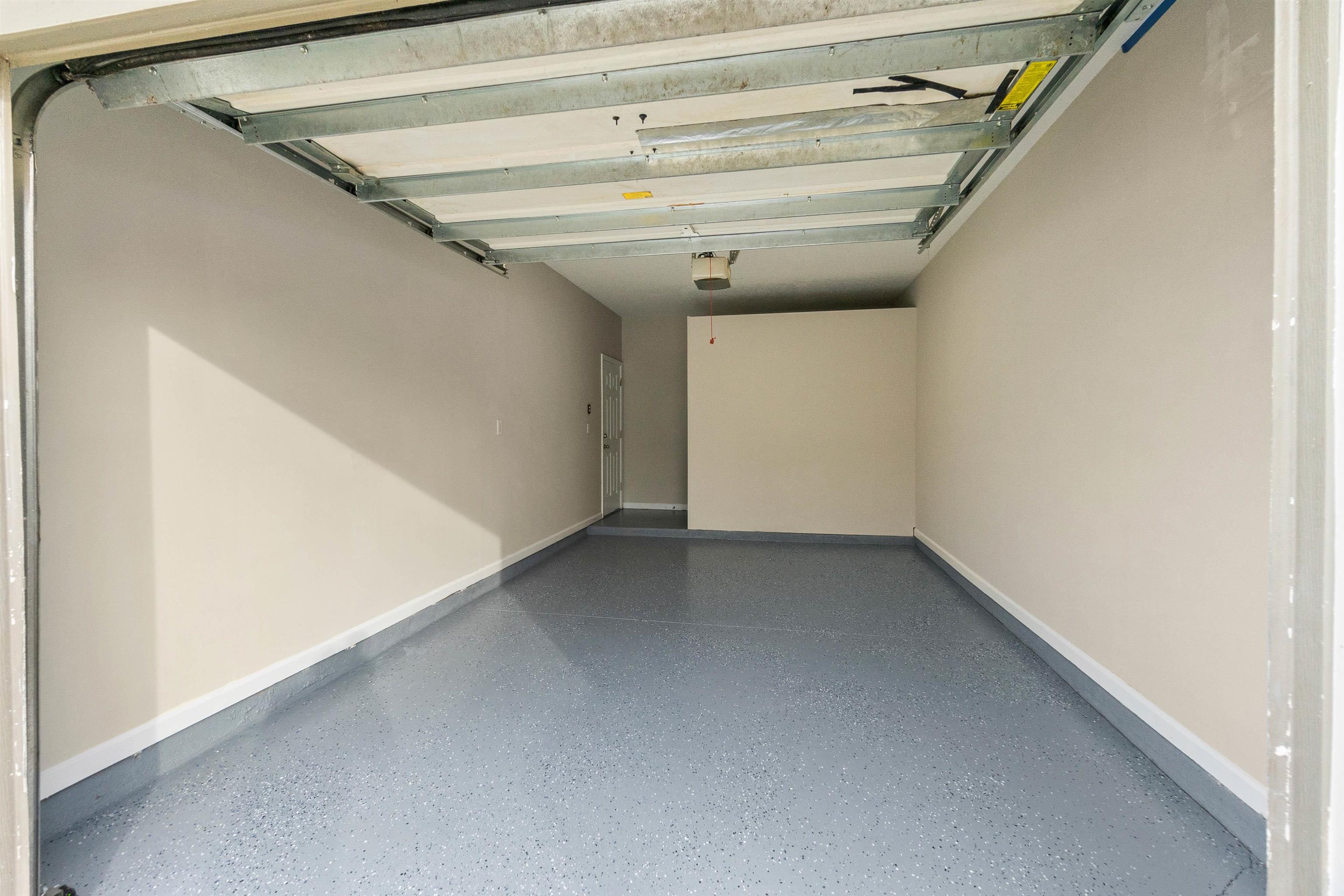 18 Amistad Drive St. Augustine, FL 32086 - Photo 28 of 37 a view of a garage