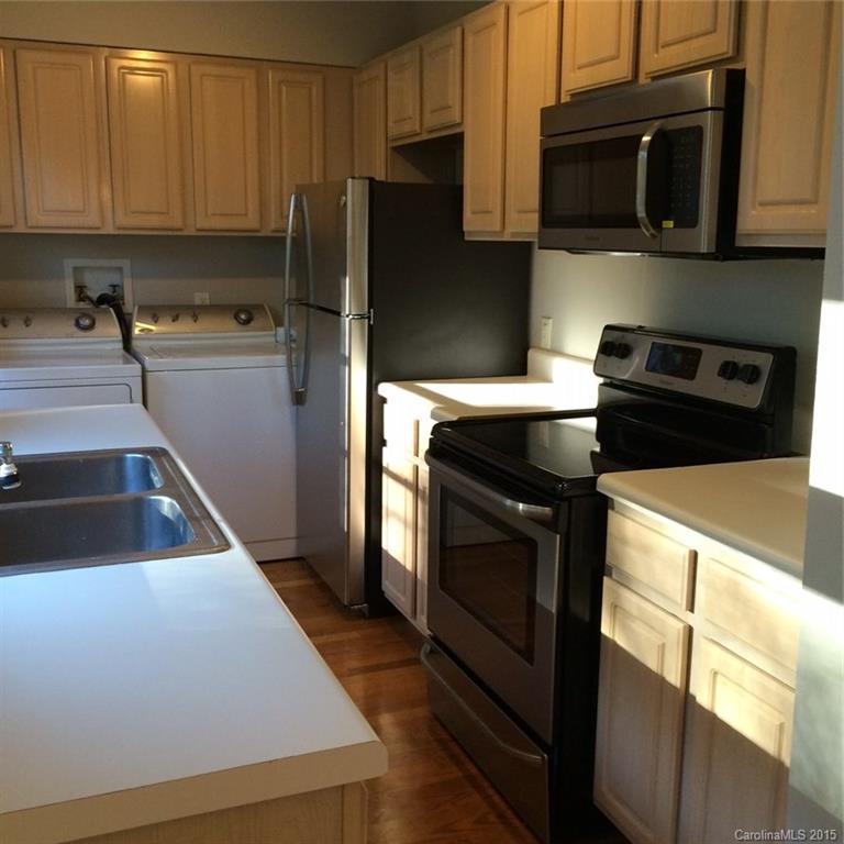4308 Randolph Road, Unit 4308 Charlotte, NC 28211 - Photo 6 of 14 Gallery Image 6