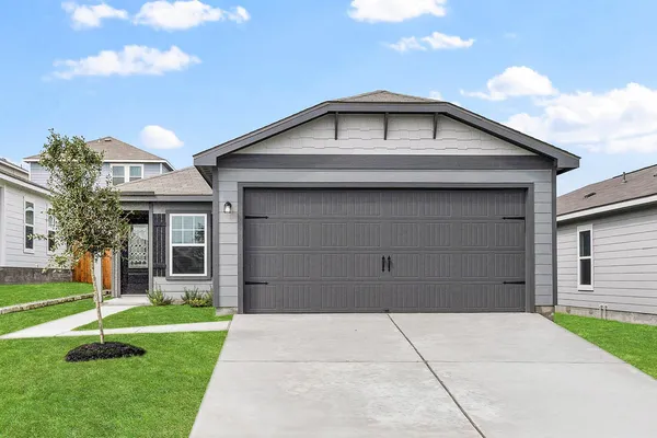 $274,900 | 125 Paradise Canyon Drive, Jarrell, TX 76537