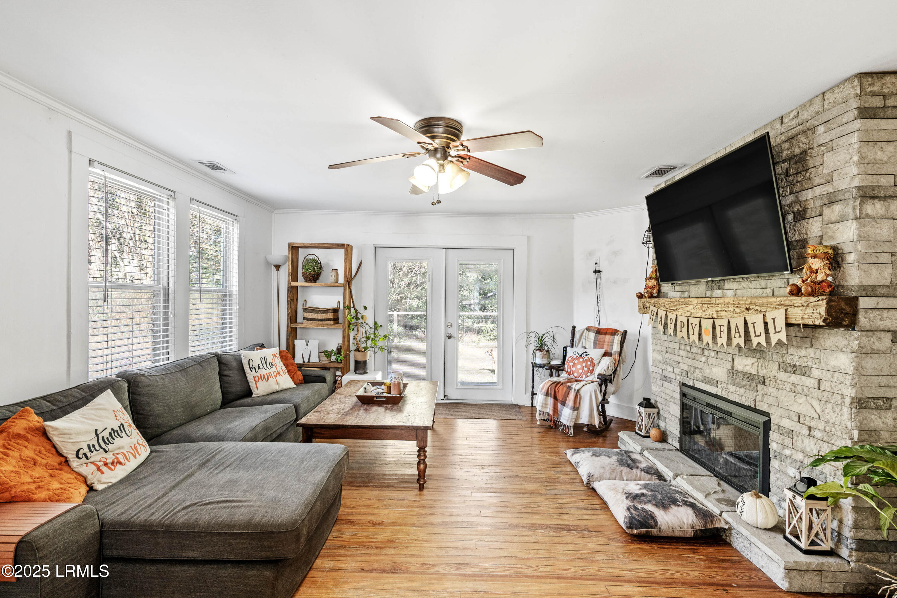 61 Glover Road Ridgeland, SC 29936 - Photo 4 of 39 61 Glover-3