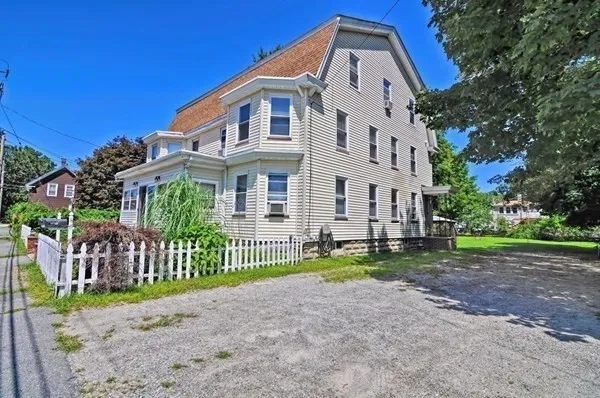 $3,000 | 6 Fletcher Street, Unit 6, Ayer, MA 01432