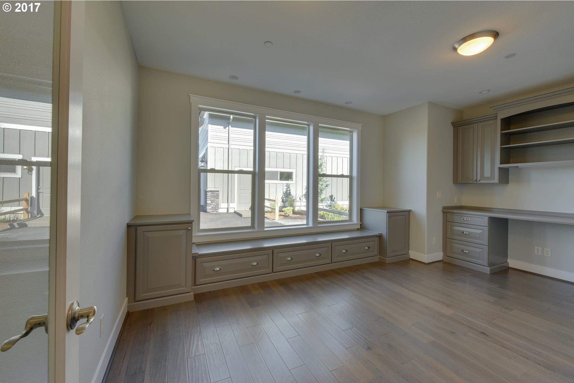 23817 Northwest 3rd Drive Ridgefield, WA 98642 - Photo 14 of 30 Gallery Image 14