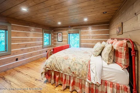 $1,250,000 | 172 Spurwood Drive, Star Valley Ranch, WY 83127