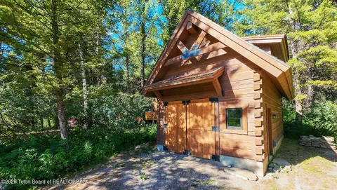 $1,250,000 | 172 Spurwood Drive, Star Valley Ranch, WY 83127