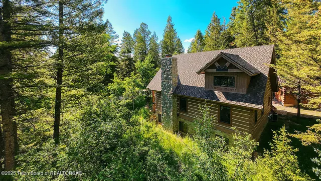 $1,250,000 | 172 Spurwood Drive, Star Valley Ranch, WY 83127