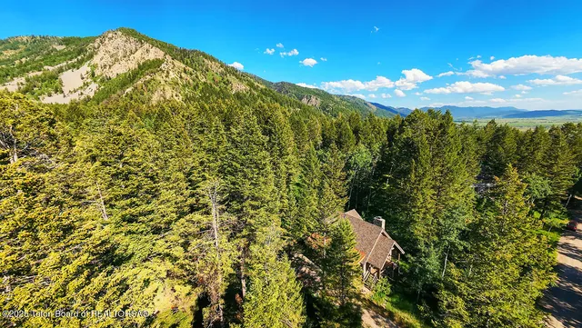 $1,250,000 | 172 Spurwood Drive, Star Valley Ranch, WY 83127