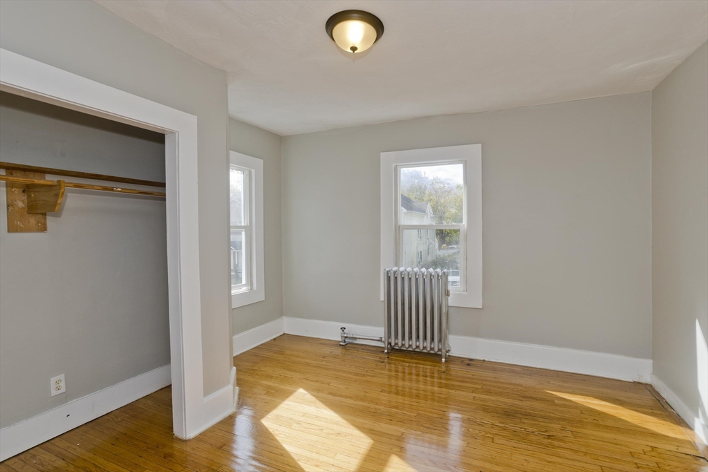 65 Montrose Street Springfield, MA 01109 - Photo 16 of 32
